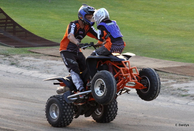 Fruwali nad Smokiem (zdjęcia)