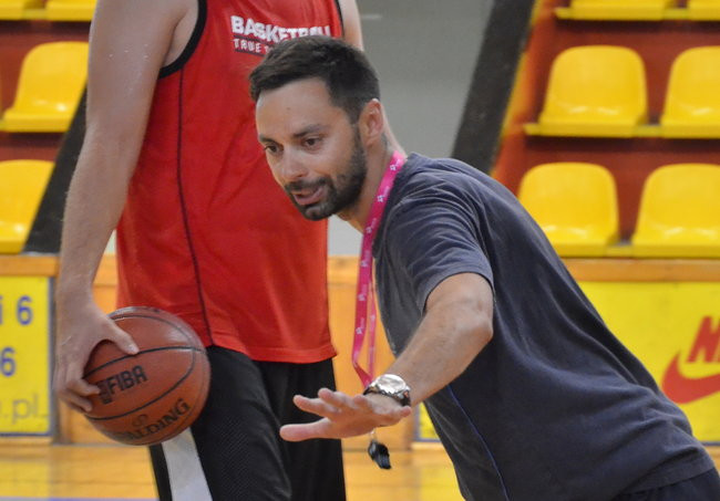 Koszykarze szykują się do walki (zdjęcia)