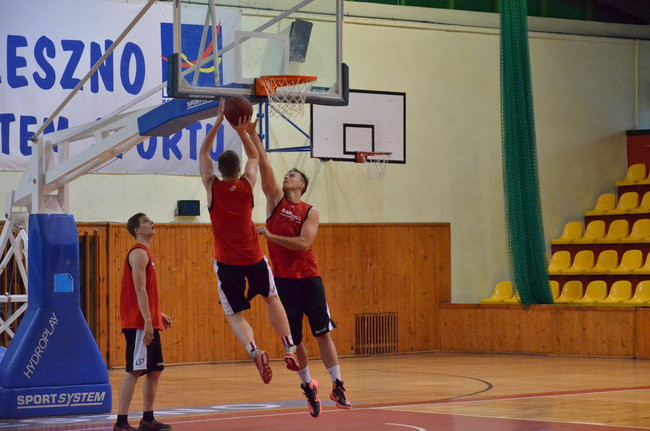 Koszykarze szykują się do walki (zdjęcia)