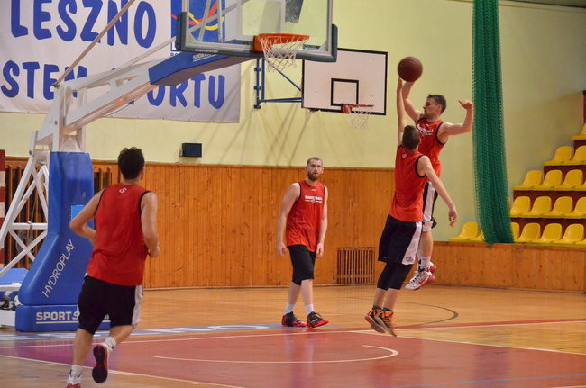 Koszykarze szykują się do walki (zdjęcia)
