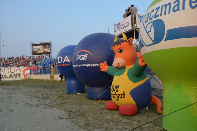 Kibice ponieśli Byki do triumfu (zdjęcia)