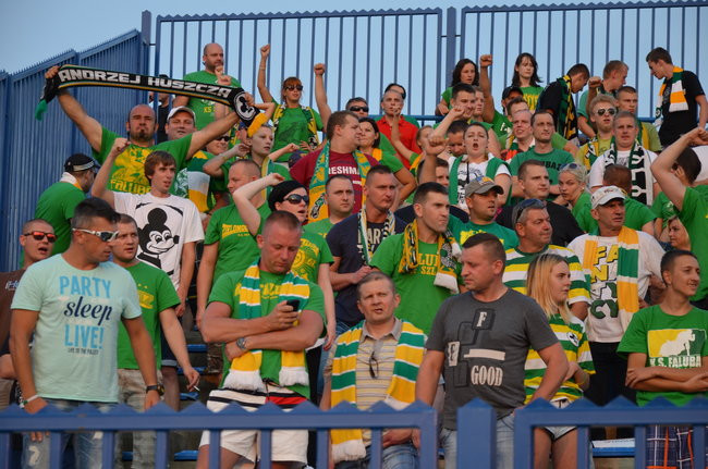 Kibice ponieśli Byki do triumfu (zdjęcia)