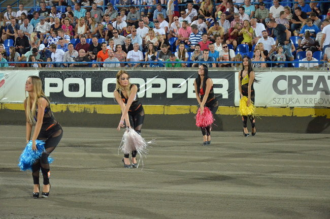 Kibice ponieśli Byki do triumfu (zdjęcia)