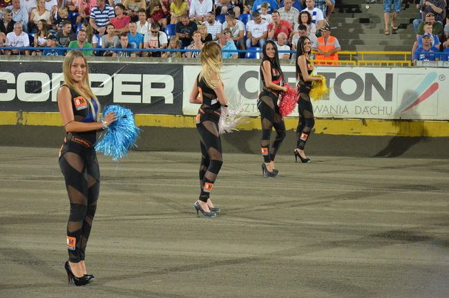 Kibice ponieśli Byki do triumfu (zdjęcia)