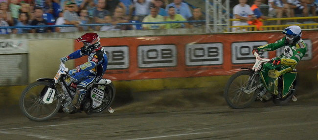 Kibice ponieśli Byki do triumfu (zdjęcia)