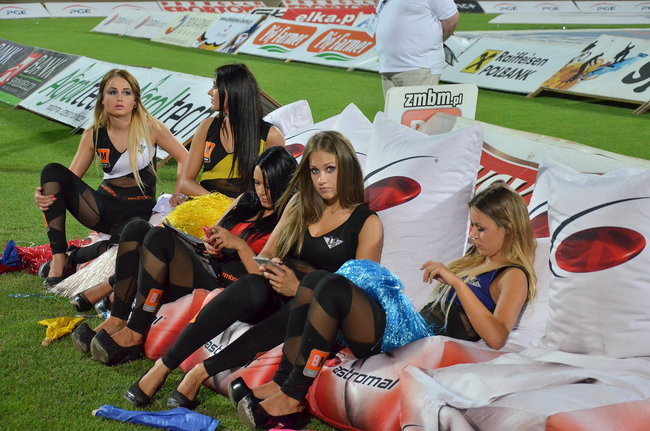 Kibice ponieśli Byki do triumfu (zdjęcia)