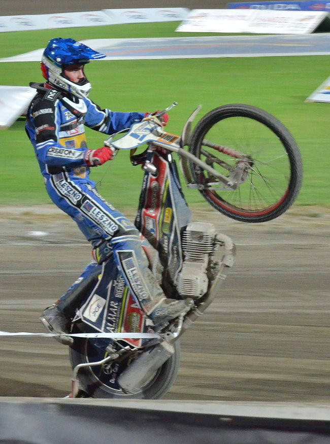 Kibice ponieśli Byki do triumfu (zdjęcia)