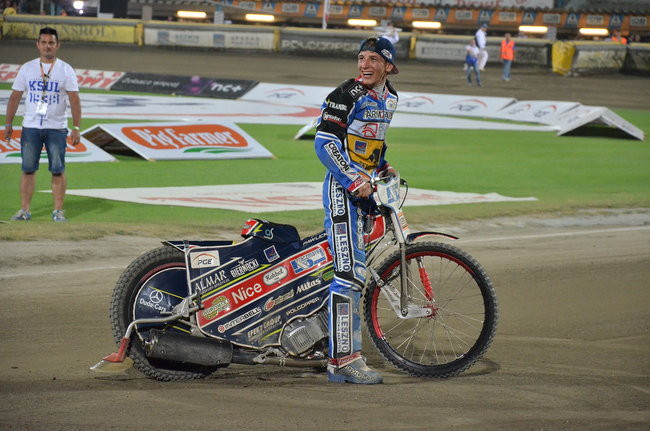 Kibice ponieśli Byki do triumfu (zdjęcia)