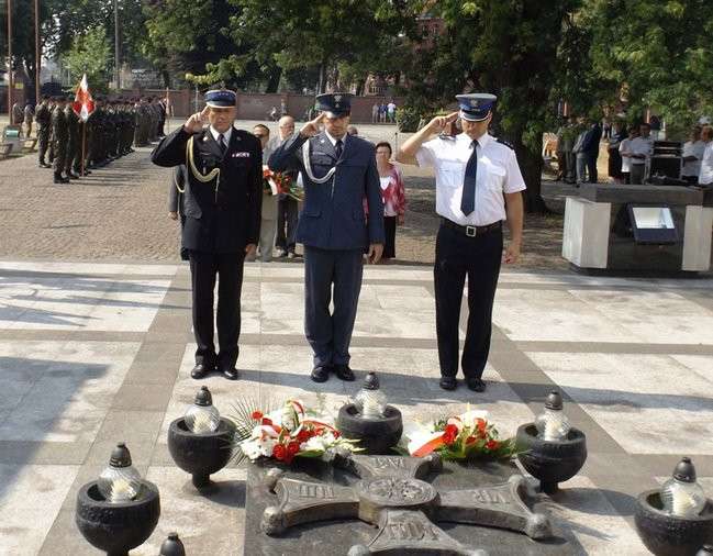 Święto Wojska Polskiego w Lesznie (zdjęcia)