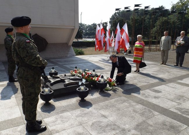 Święto Wojska Polskiego w Lesznie (zdjęcia)