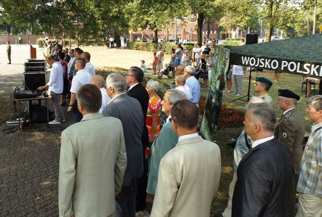 Święto Wojska Polskiego w Lesznie (zdjęcia)