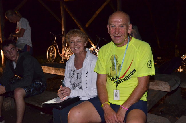 Nocny jubileusz Parkrunu Leszno (zdjęcia)