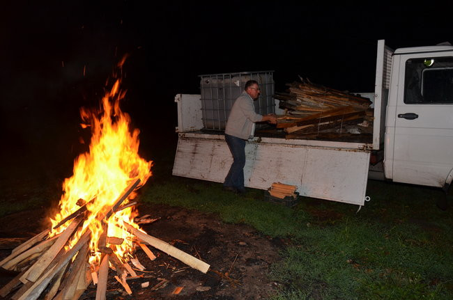 Nocny jubileusz Parkrunu Leszno (zdjęcia)
