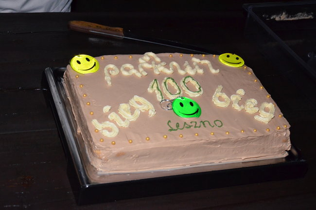 Nocny jubileusz Parkrunu Leszno (zdjęcia)