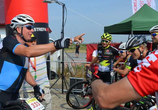 Policyjny Maraton w Przybyszewie (zdjęcia)