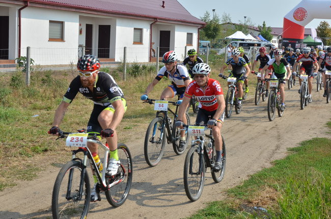 Policyjny Maraton w Przybyszewie (zdjęcia)