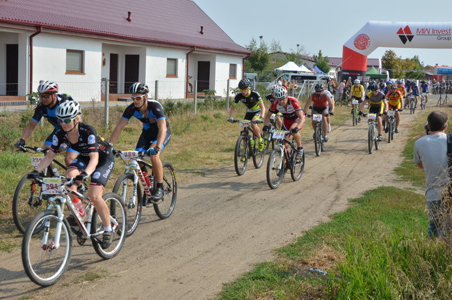 Policyjny Maraton w Przybyszewie (zdjęcia)