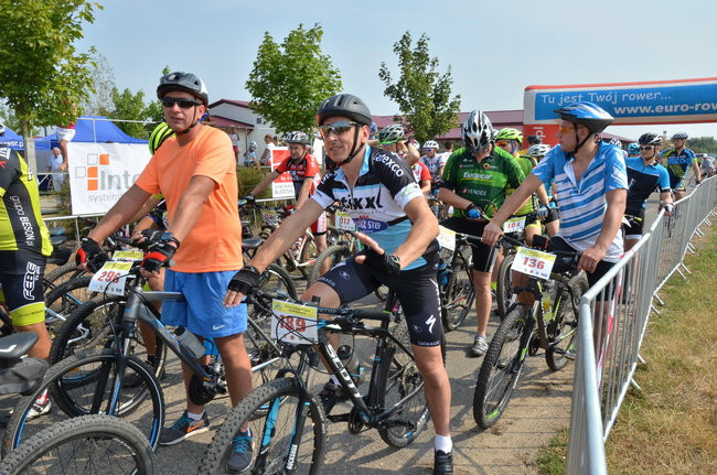 Policyjny Maraton w Przybyszewie (zdjęcia)