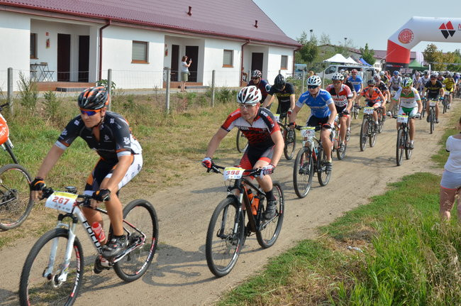 Policyjny Maraton w Przybyszewie (zdjęcia)