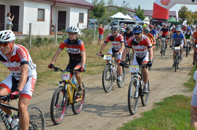 Policyjny Maraton w Przybyszewie (zdjęcia)