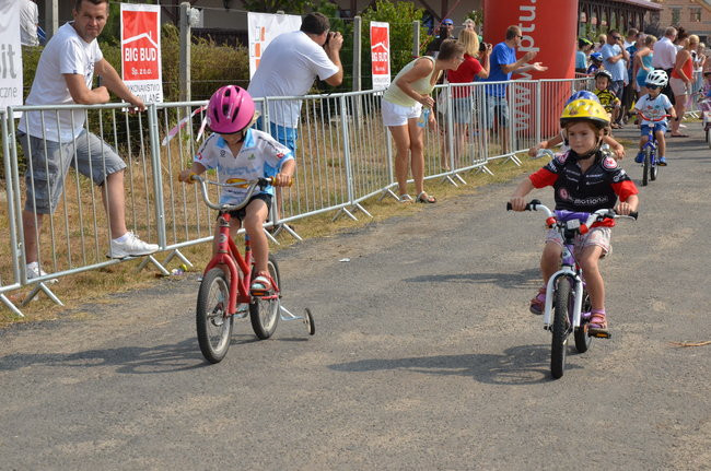 Policyjny Maraton w Przybyszewie (zdjęcia)