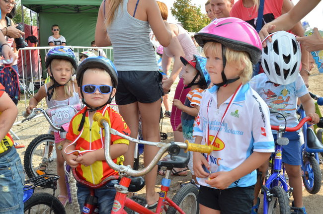 Policyjny Maraton w Przybyszewie (zdjęcia)