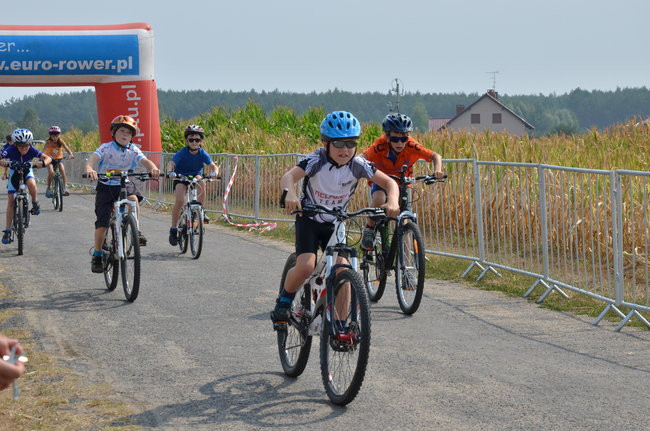 Policyjny Maraton w Przybyszewie (zdjęcia)