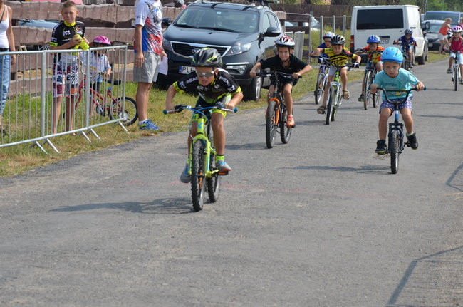 Policyjny Maraton w Przybyszewie (zdjęcia)