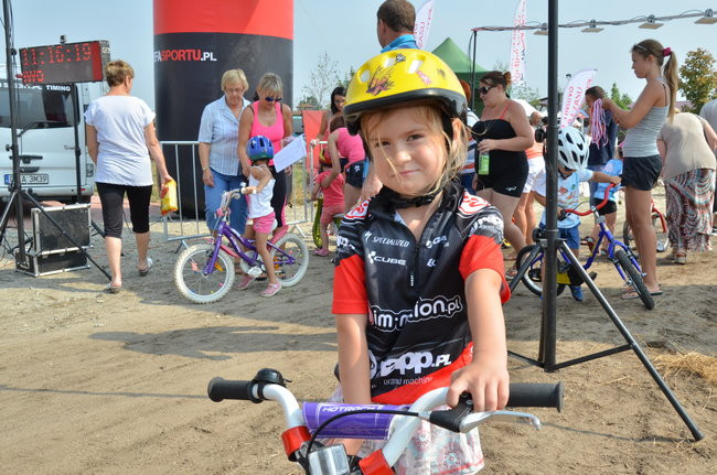 Policyjny Maraton w Przybyszewie (zdjęcia)