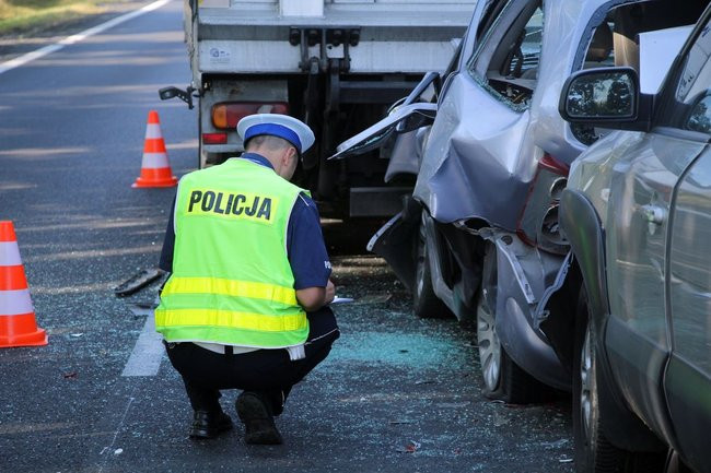 Zderzenie trzech aut koło Augustowa (zdjęcia)