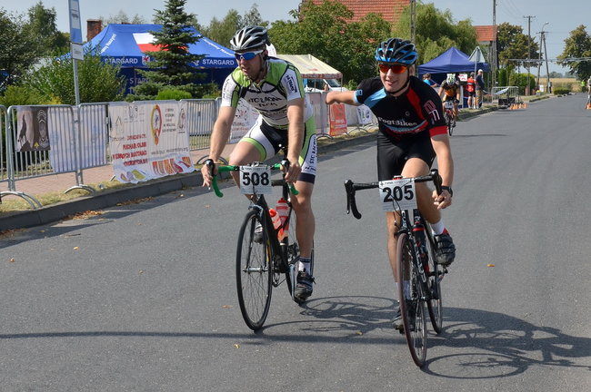 Pięciuset kolarzy na szlaku Don Kichota  (zdjęcia)