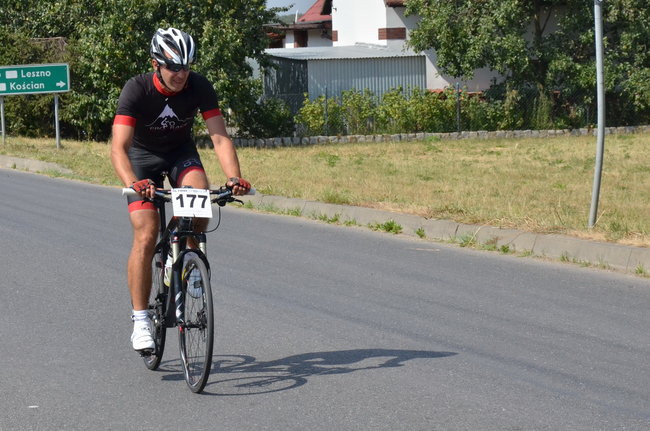 Pięciuset kolarzy na szlaku Don Kichota  (zdjęcia)