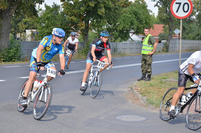 Pięciuset kolarzy na szlaku Don Kichota  (zdjęcia)