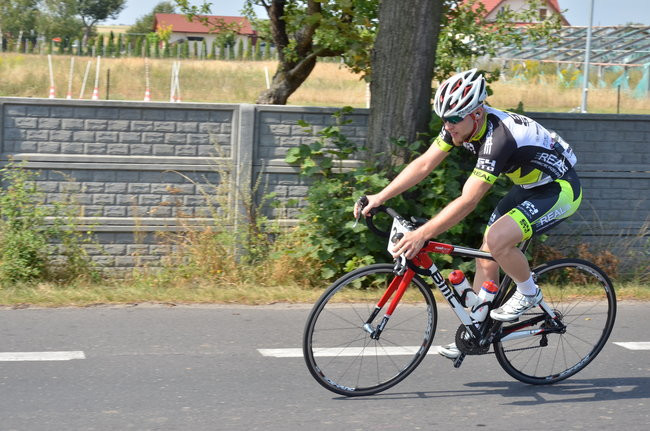 Pięciuset kolarzy na szlaku Don Kichota  (zdjęcia)