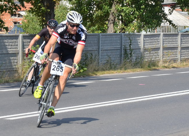 Pięciuset kolarzy na szlaku Don Kichota  (zdjęcia)