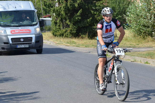 Pięciuset kolarzy na szlaku Don Kichota  (zdjęcia)