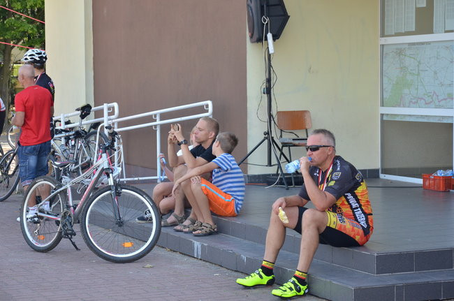 Pięciuset kolarzy na szlaku Don Kichota  (zdjęcia)