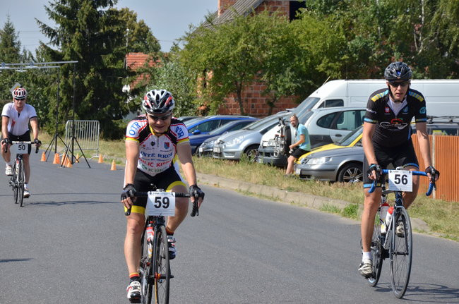 Pięciuset kolarzy na szlaku Don Kichota  (zdjęcia)
