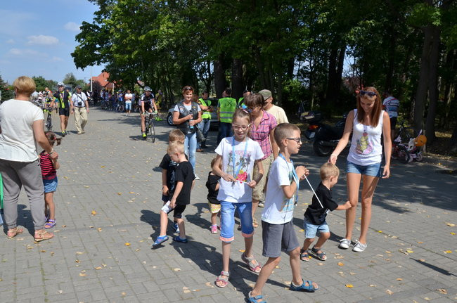 Pięciuset kolarzy na szlaku Don Kichota  (zdjęcia)