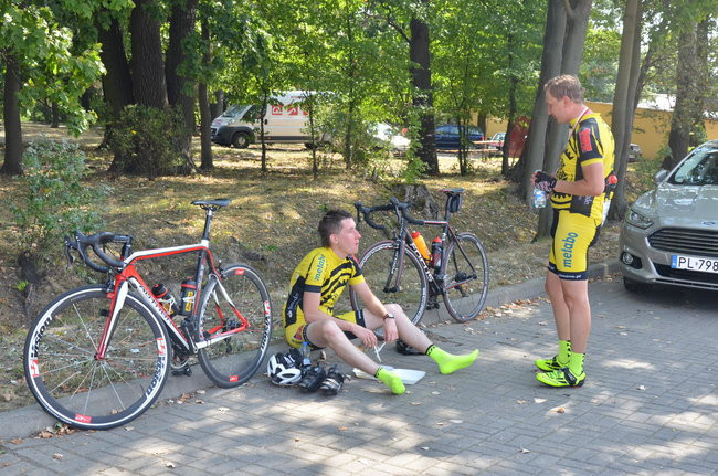 Pięciuset kolarzy na szlaku Don Kichota  (zdjęcia)