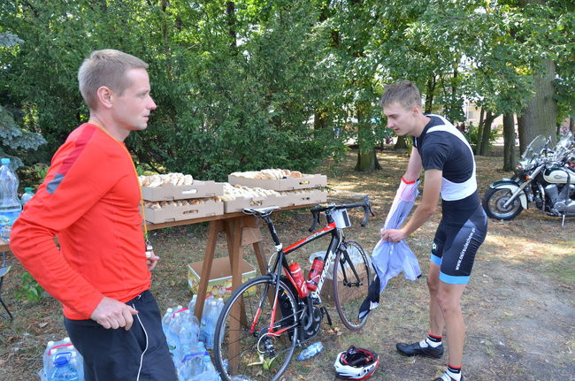 Pięciuset kolarzy na szlaku Don Kichota  (zdjęcia)