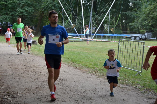 Jeziorki - nie tylko dla koni (zdjęcia)