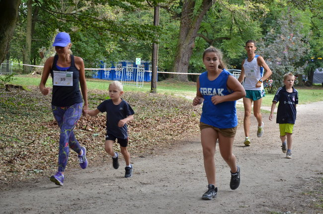 Jeziorki - nie tylko dla koni (zdjęcia)