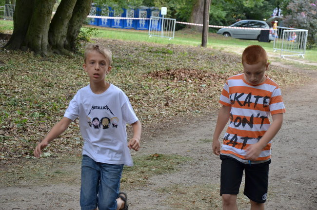 Jeziorki - nie tylko dla koni (zdjęcia)