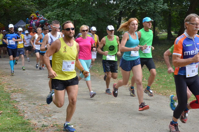 Jeziorki - nie tylko dla koni (zdjęcia)