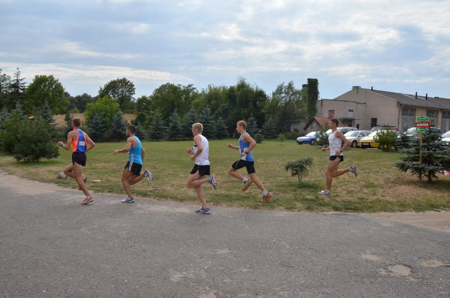 Jeziorki - nie tylko dla koni (zdjęcia)