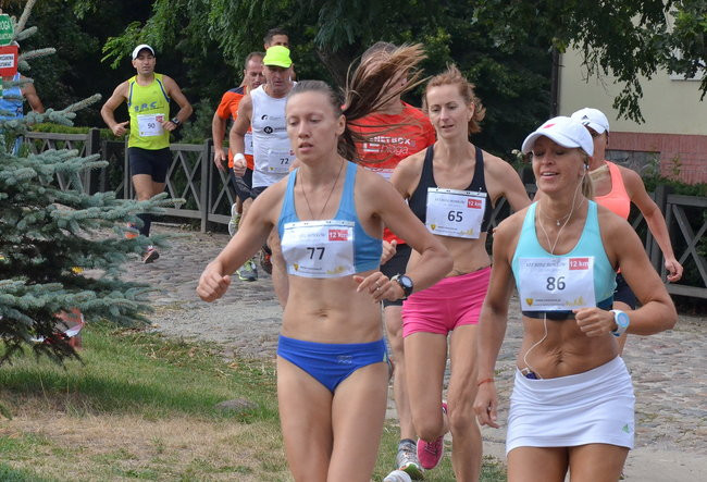 Jeziorki - nie tylko dla koni (zdjęcia)