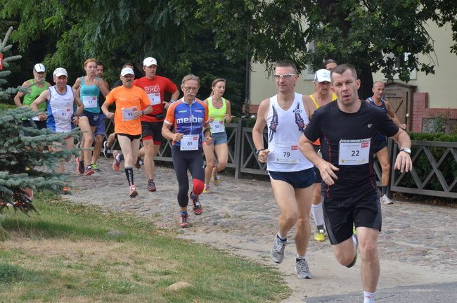 Jeziorki - nie tylko dla koni (zdjęcia)