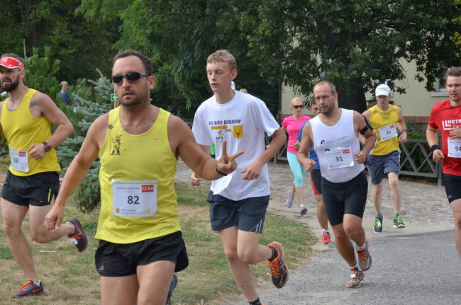 Jeziorki - nie tylko dla koni (zdjęcia)