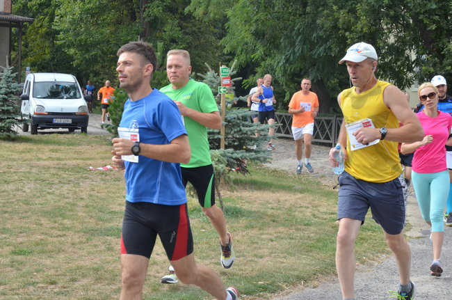 Jeziorki - nie tylko dla koni (zdjęcia)